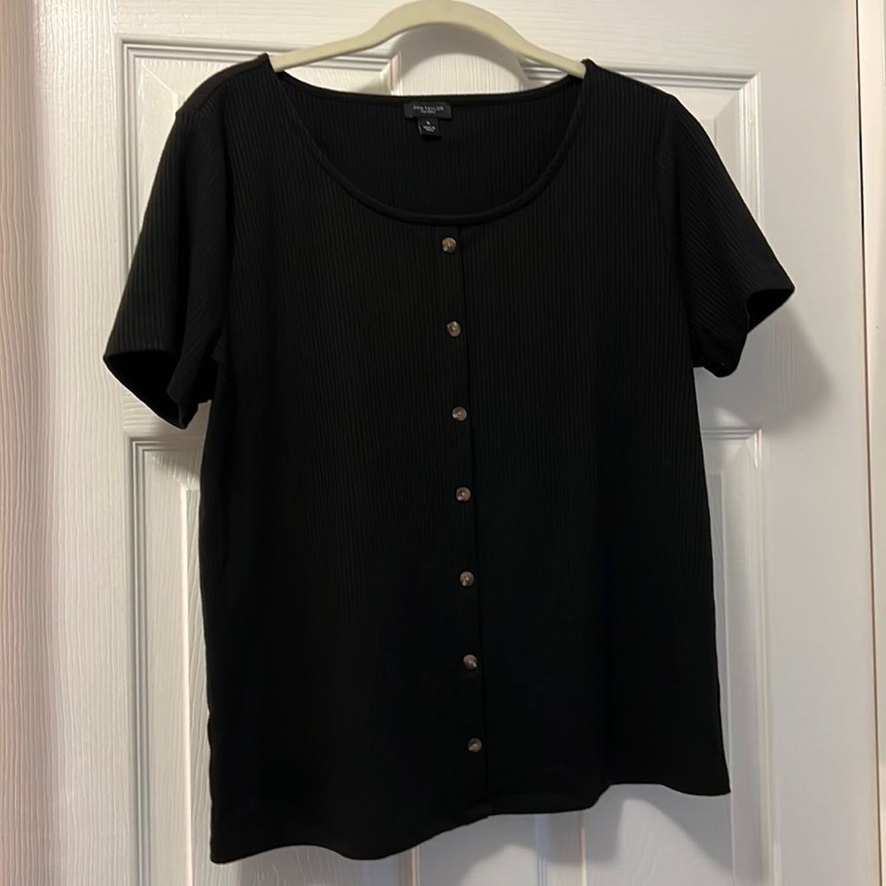 Ann Taylor Factory Button down tee size medium